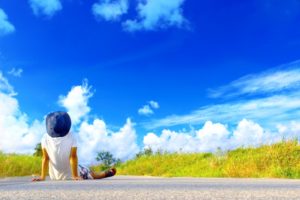 麻衣『Dreamland』 は中部電力「まっさらな夢」篇「旅立ちの朝」篇のCM曲 麻衣の父親は久石譲　ご主人は政治家の丹羽大で俳優の城田優は義弟です。