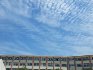 東須磨小学校男性教員が暴行容疑で被害届を提出！ネットの反応は？