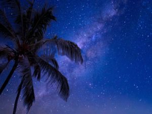 夜驚症とは子どもによく見られる睡眠障害で夜泣きとは違う対処方法は?