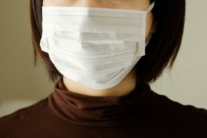 新型コロナ対策 マスク買い占めや転売に罰則規定！遅すぎる政府の対応