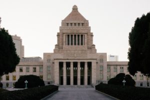 立憲民主党 山尾志桜里氏 代議士会「反対表明」動画あり 特措法造反がやばい!
